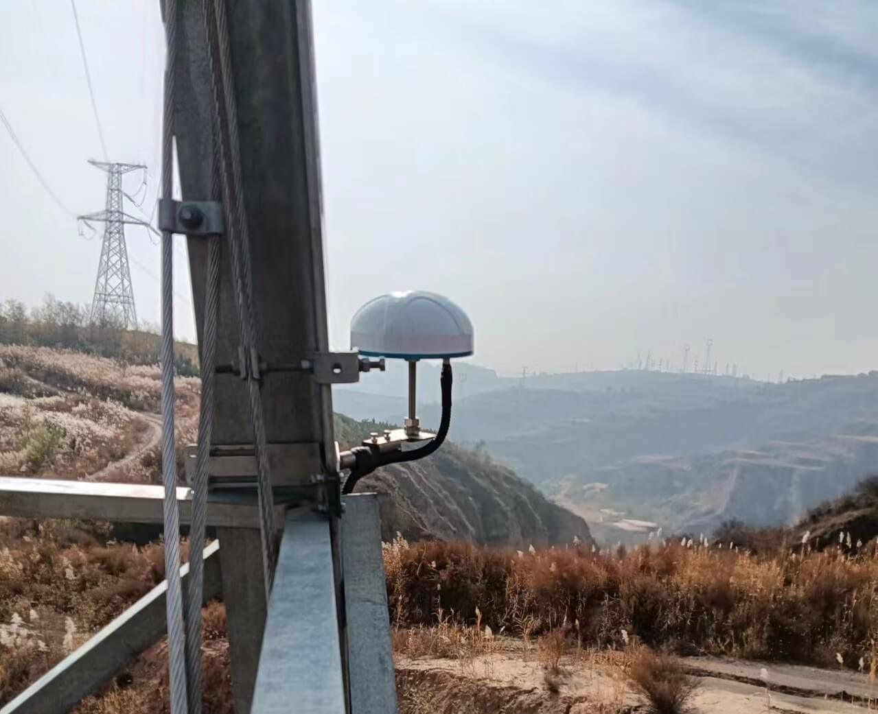 电力北斗杆塔倾斜监测装置