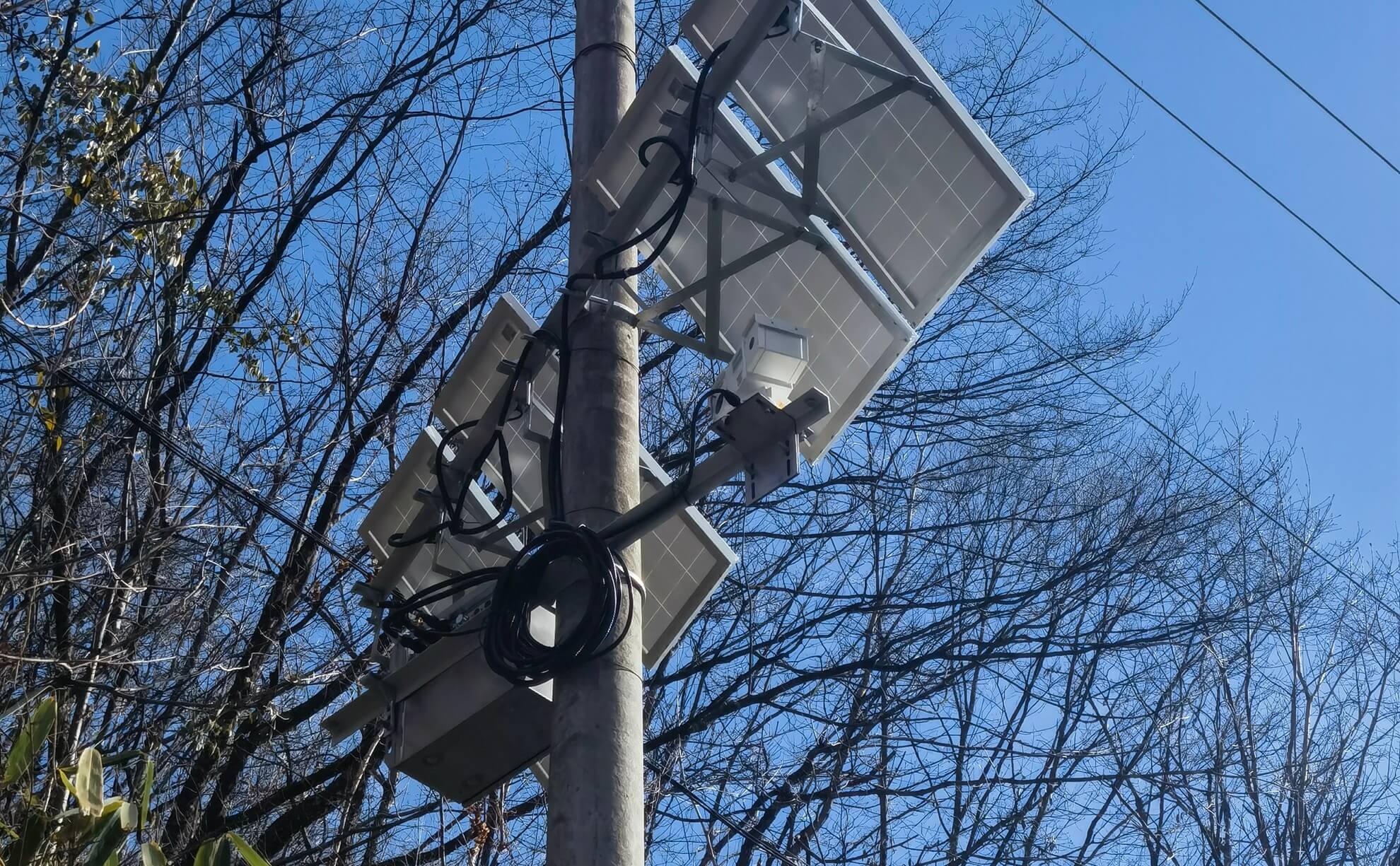 输电线路防山火监测装置.jpg