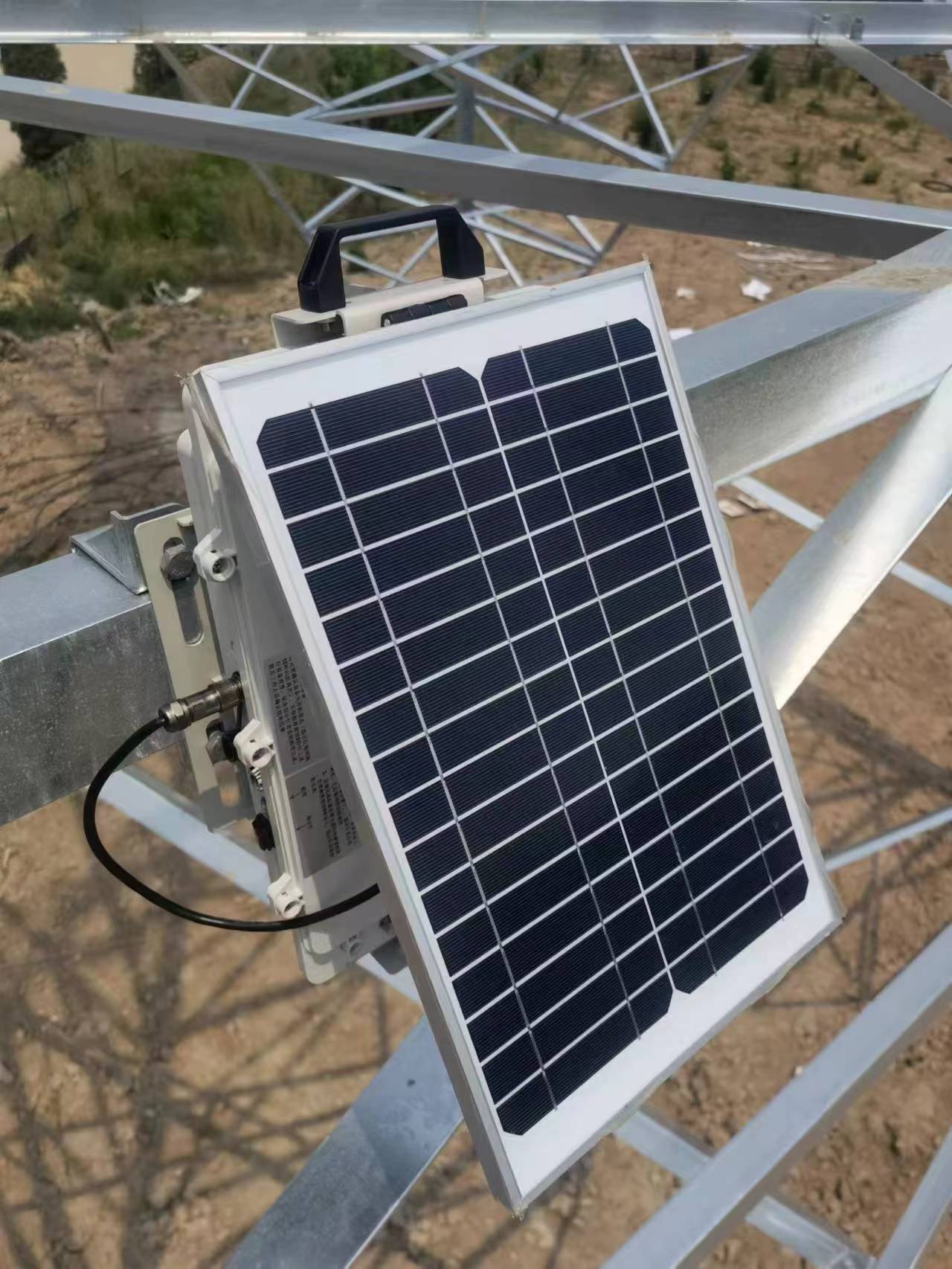 通用型倾斜监测装置