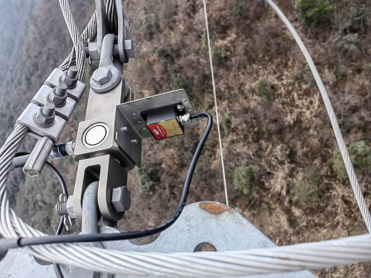 输电线路等值覆冰在线监测装置