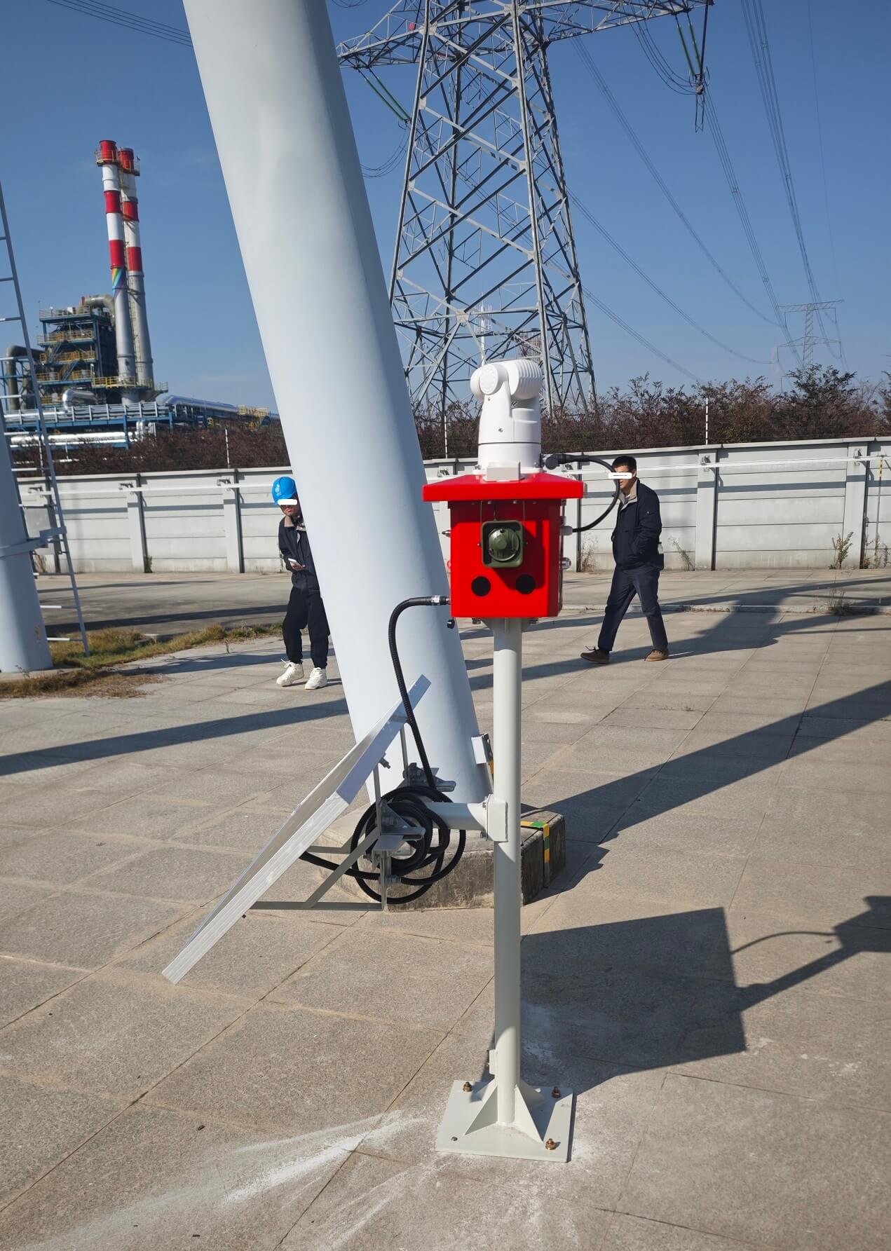 广东供电公司采用特力康科技远程遥控式激光驱鸟设备